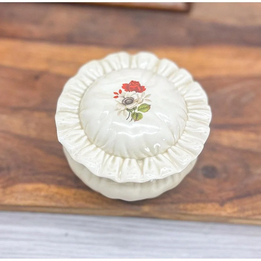 Vintage‎ Creamware Trinket Dish: Floral Lidded Jewelry Box